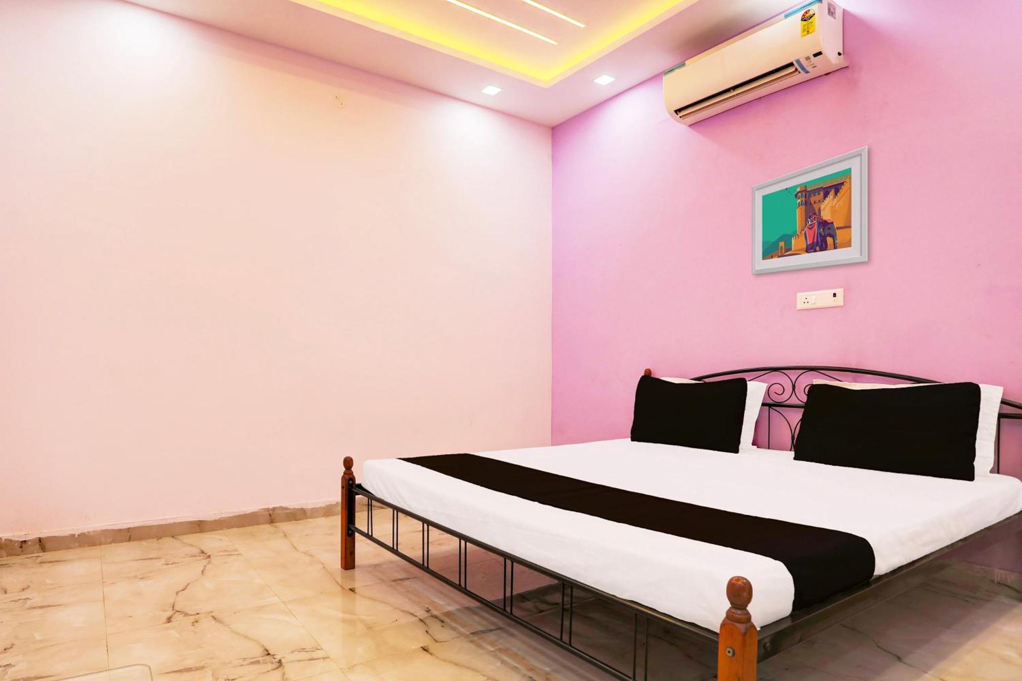 Hotel O Rajendra Palace Kānpur Exterior photo